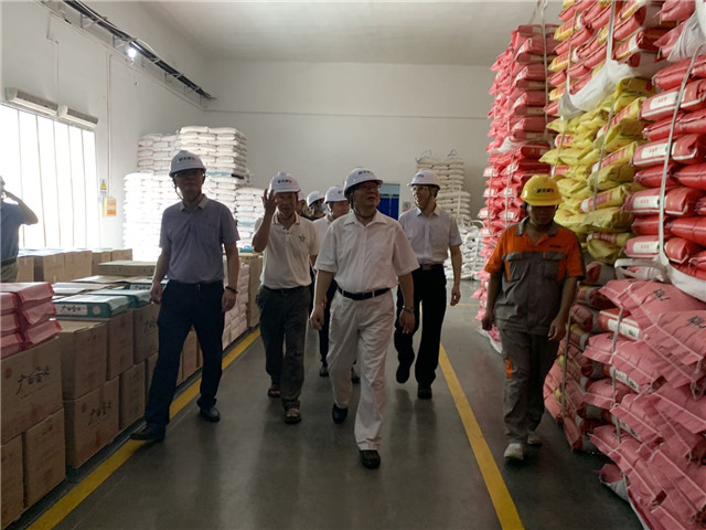 自治區糧食和物資儲備局吳宇雄局長深入國泰糧食集團、新發展米